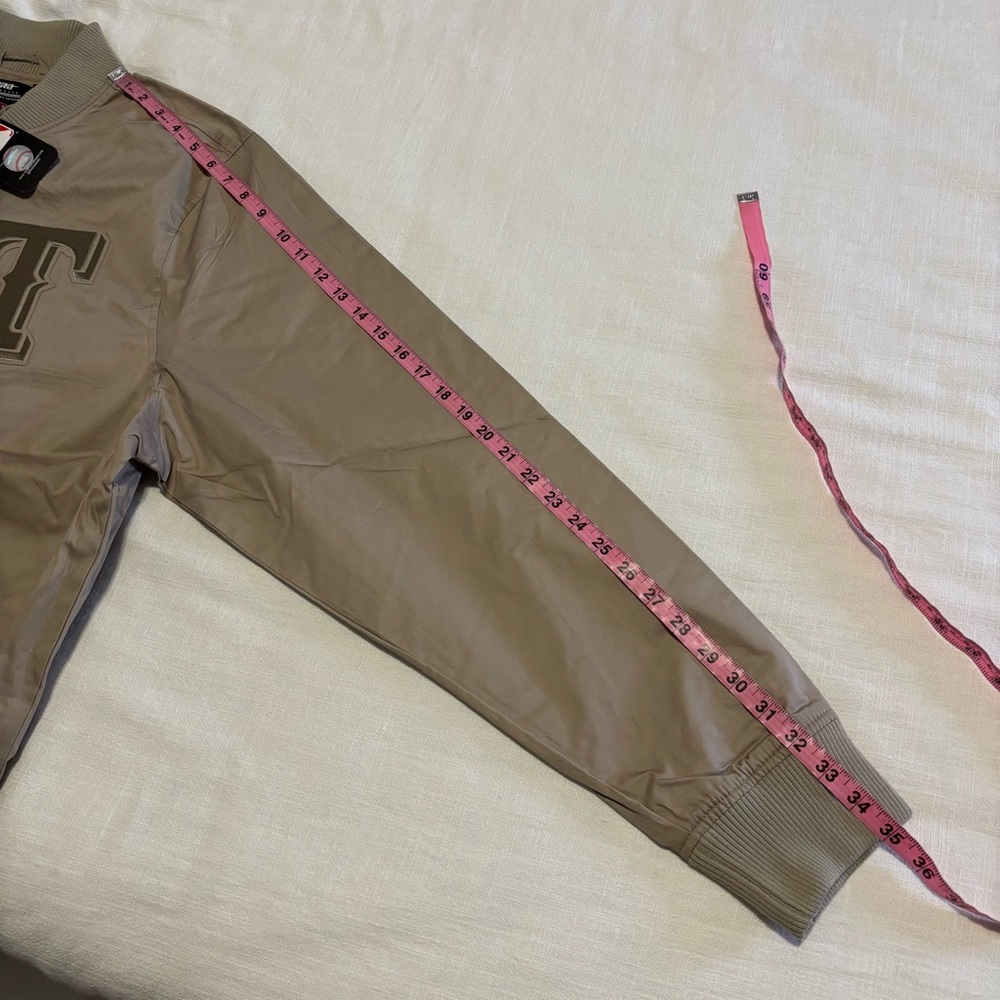 Pro Standard Texas Rangers Neutral Bomber Jacket - Picture 12 of 12